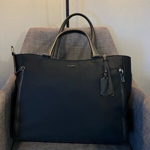 Tumi voyageur Valetta large tote